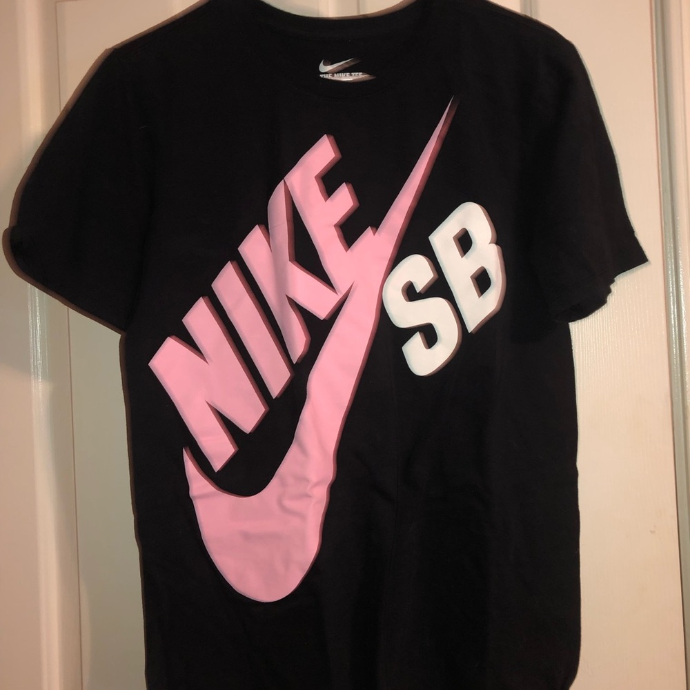 Nike T-shirt